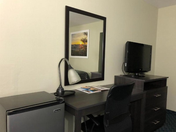 Days Inn by Wyndham South Lake Tahoe image 14