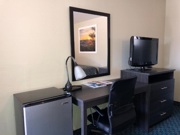 Days Inn by Wyndham South Lake Tahoe image 21