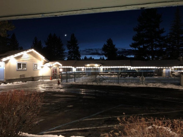 Days Inn by Wyndham South Lake Tahoe image 23